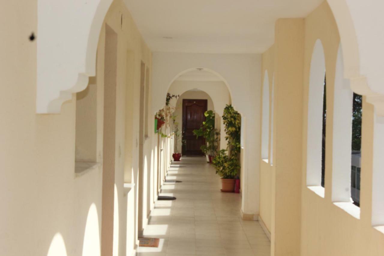 Apartamento Tropicana دينايا المظهر الخارجي الصورة